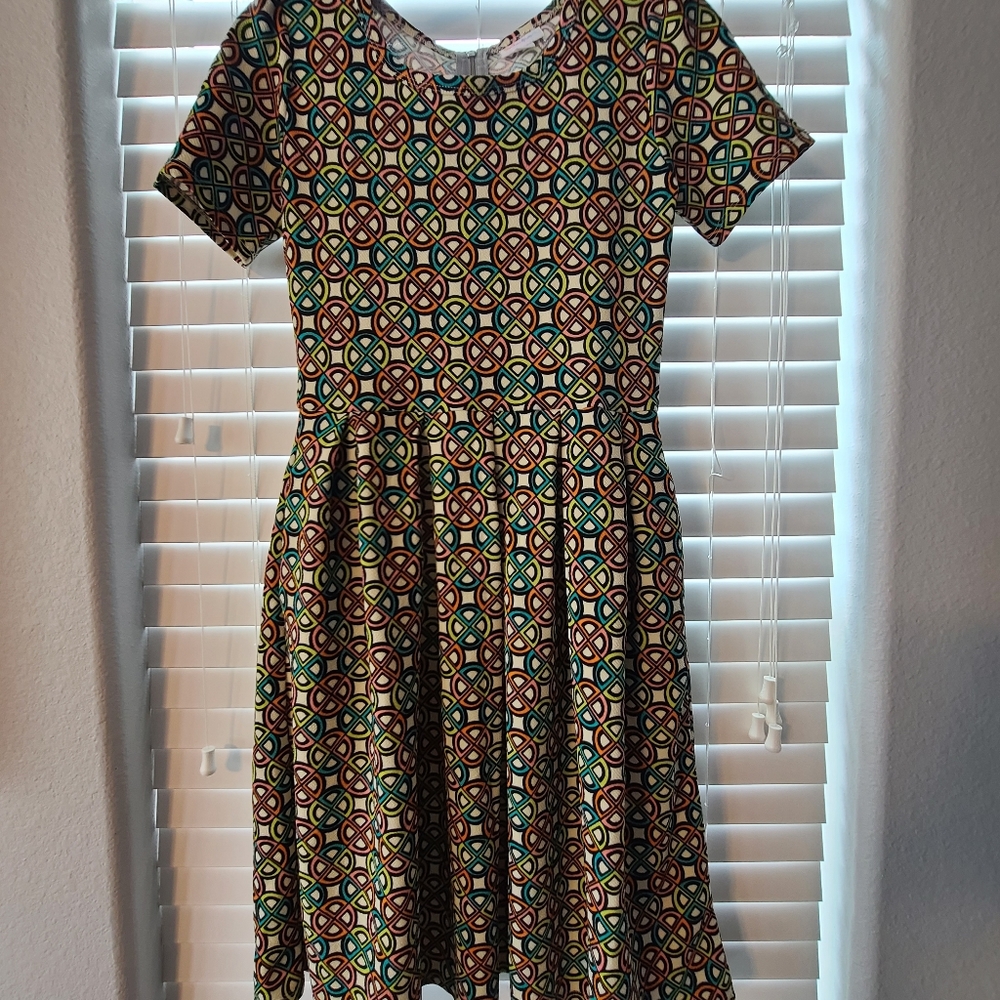 LuLaRoe Amelia dress size S